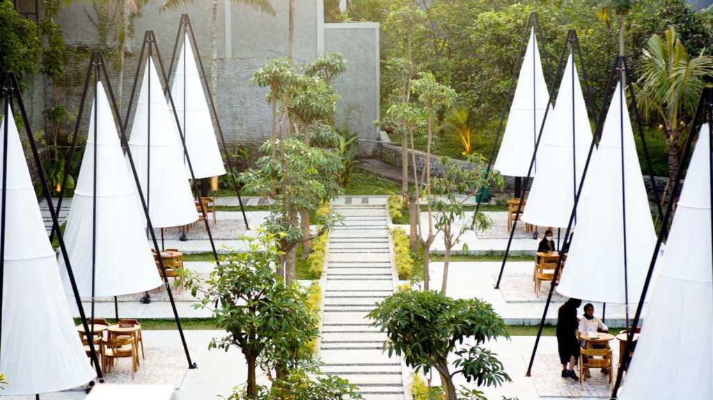 Cafe di Dau Malang Rasa Jakarta, Kelapa Gading Coffee! Darahkubiru